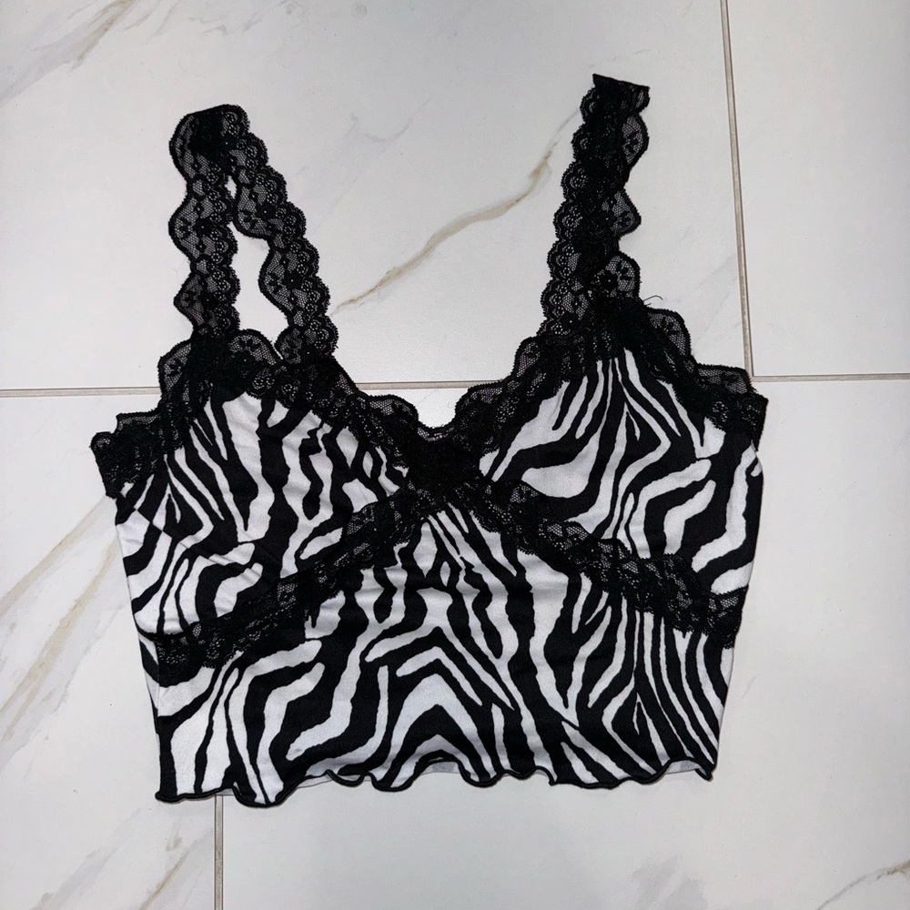 Zebra crop top
